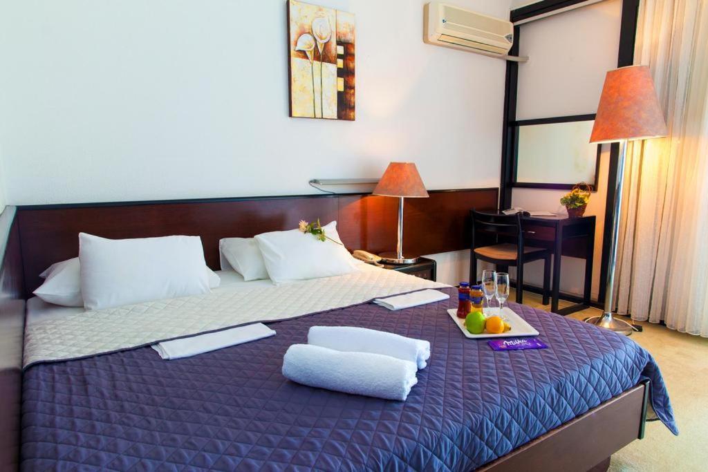 Corpus A - Hotel Albatros อุลซิน ภายนอก รูปภาพ